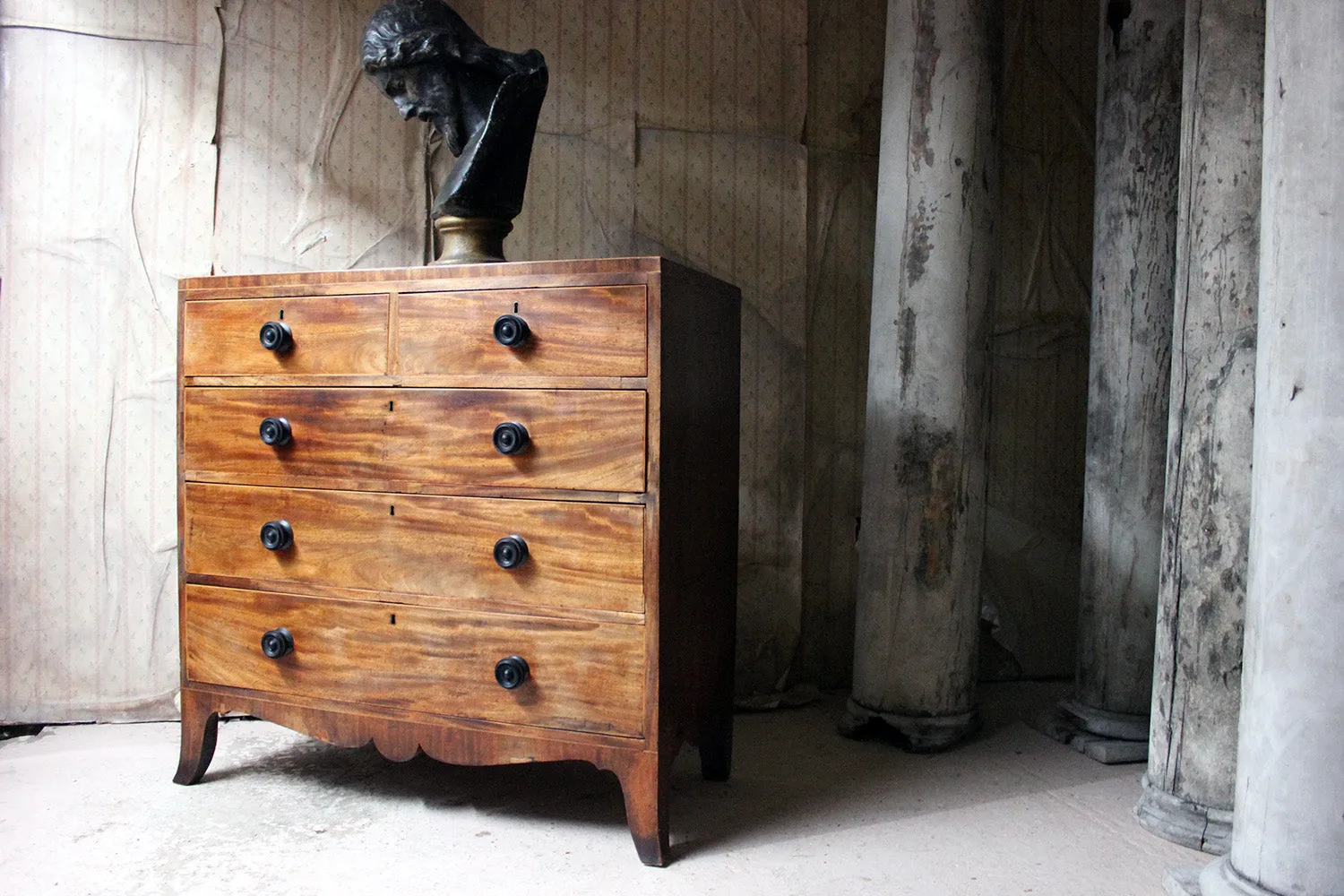 A Good Regency Mahogany Chest of Drawers c.1820