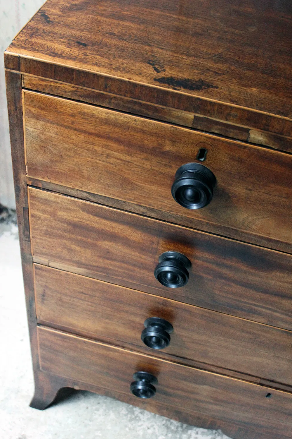 A Good Regency Mahogany Chest of Drawers c.1820