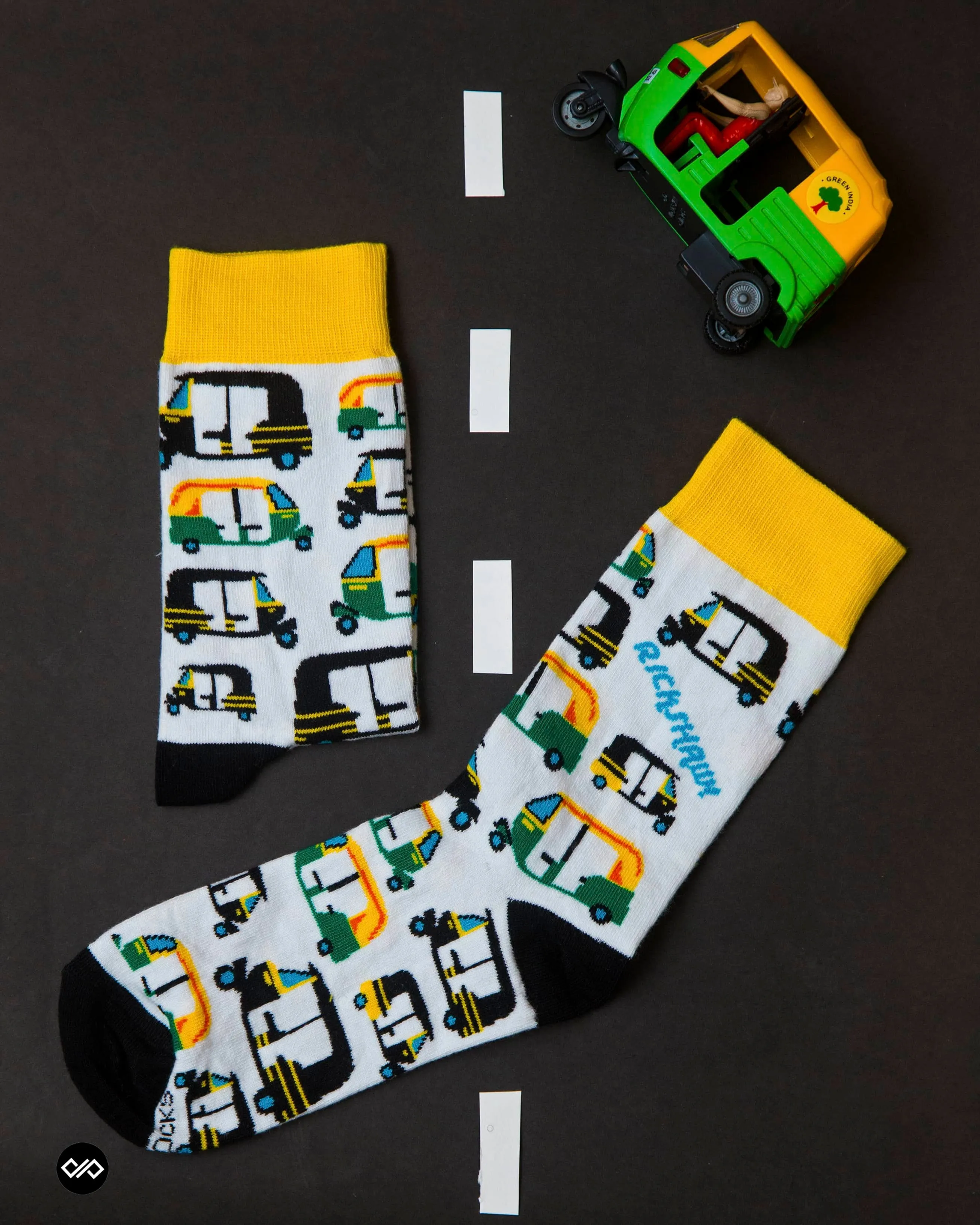 Happy Box #3 - Unisex Crew Socks